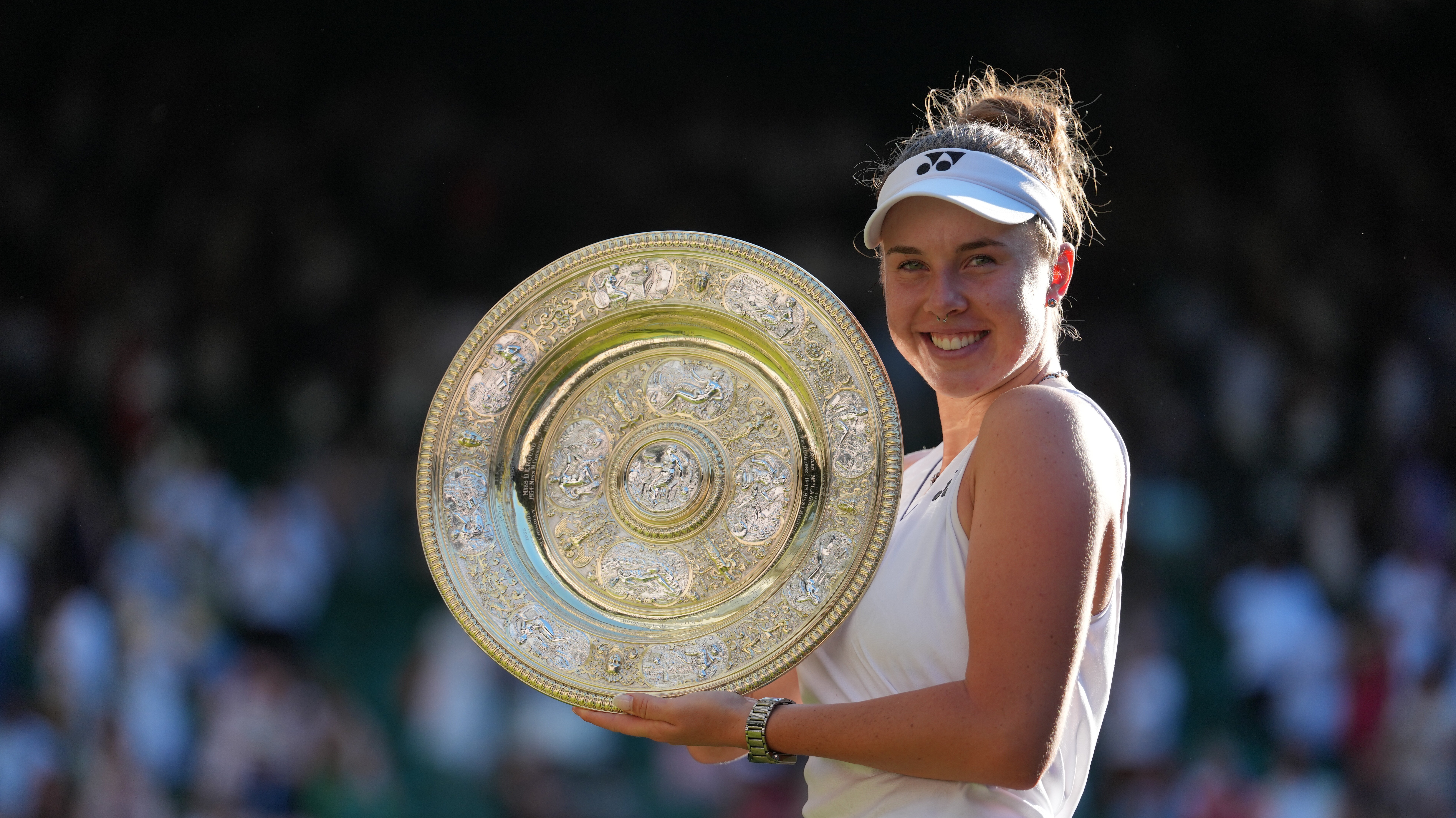 Linda Noskova was presented the Venus Rosewater Dish after winning Wimbledon.
