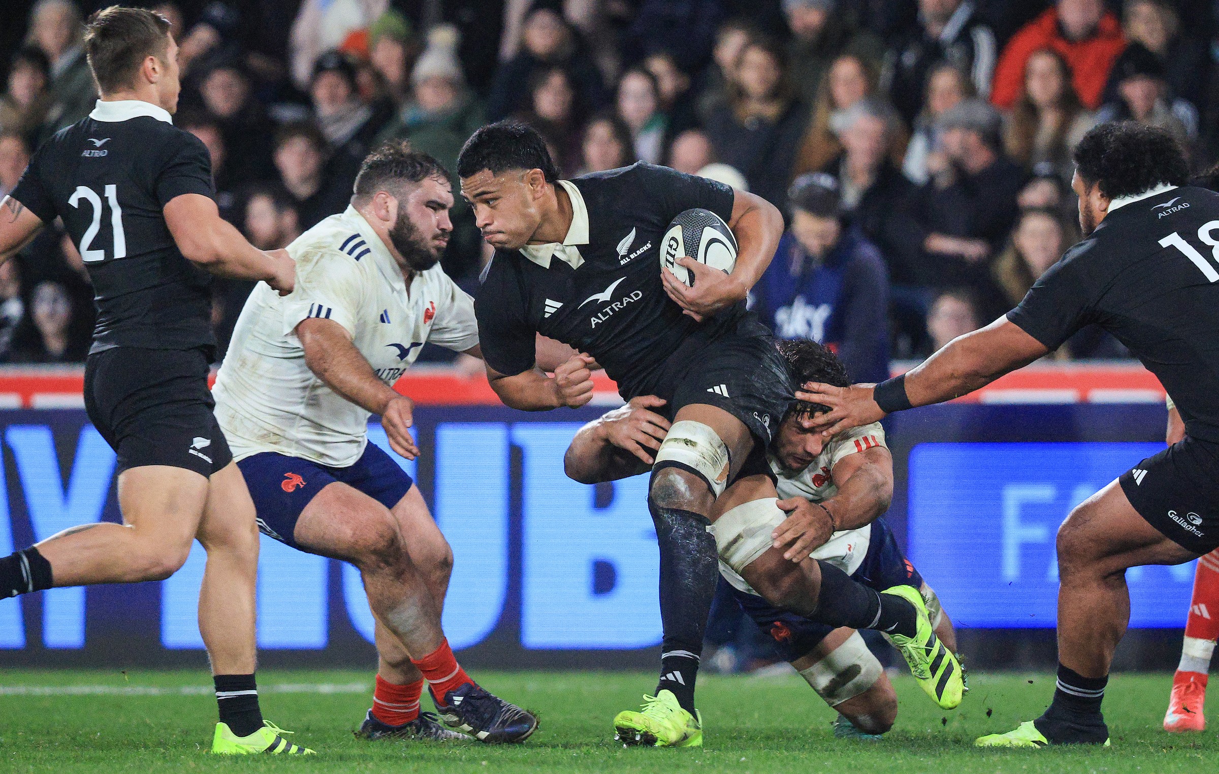 Tupou Vaa'i in action for the All Blacks against France in Dunedin.