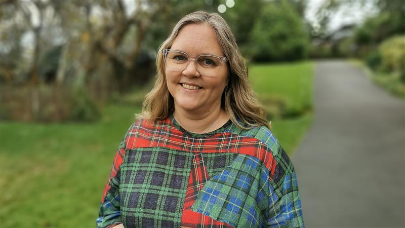 Lotta Dann has written a book critiquing diet culture.