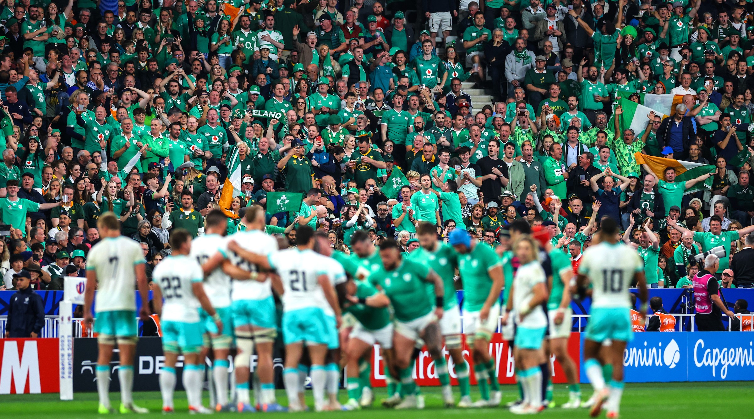 L'Irlande a organisé une mêlée devant un grand groupe de supporters lors de sa victoire contre l'Afrique du Sud.