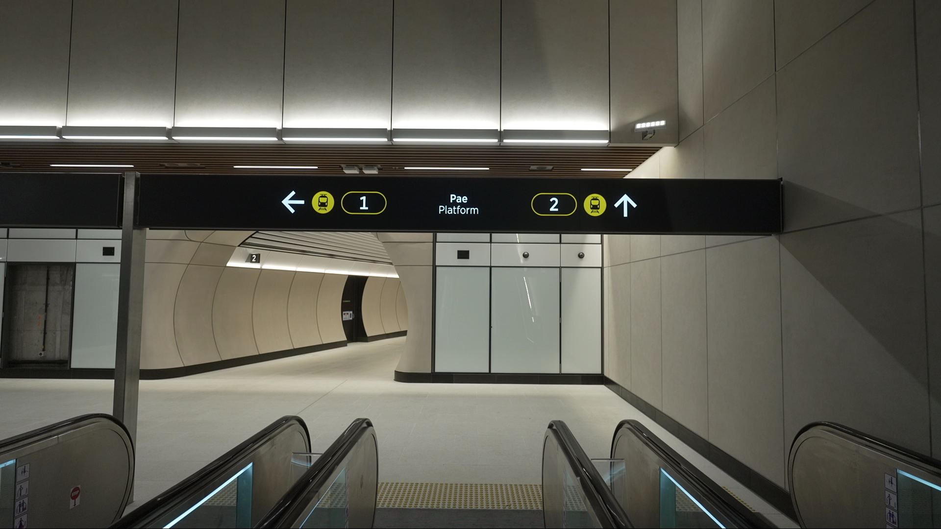 Platforms ahead at Karangahape Station. 