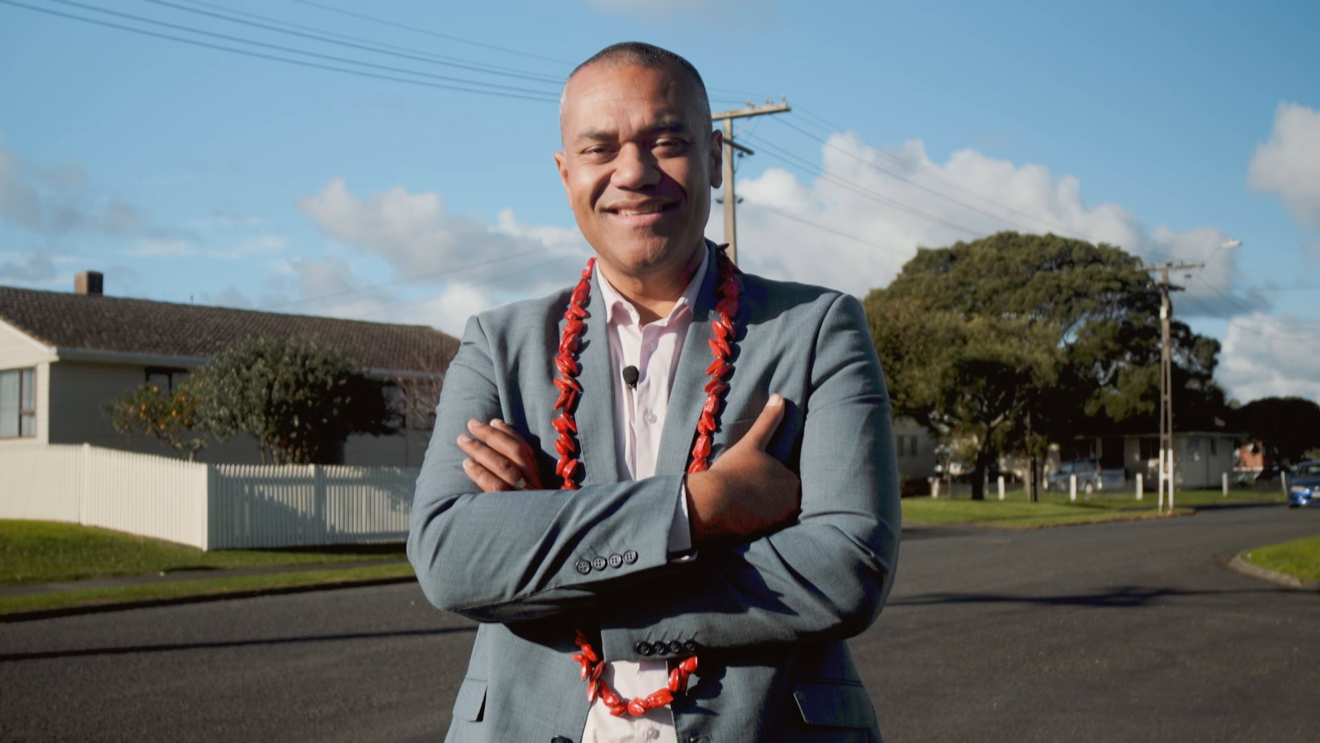 Faʻanānā Efeso Collins.