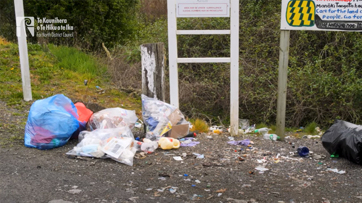 Bags of rubbish next to a 'no dumping' sign in Kerikeri. (Source: Far North District Council)