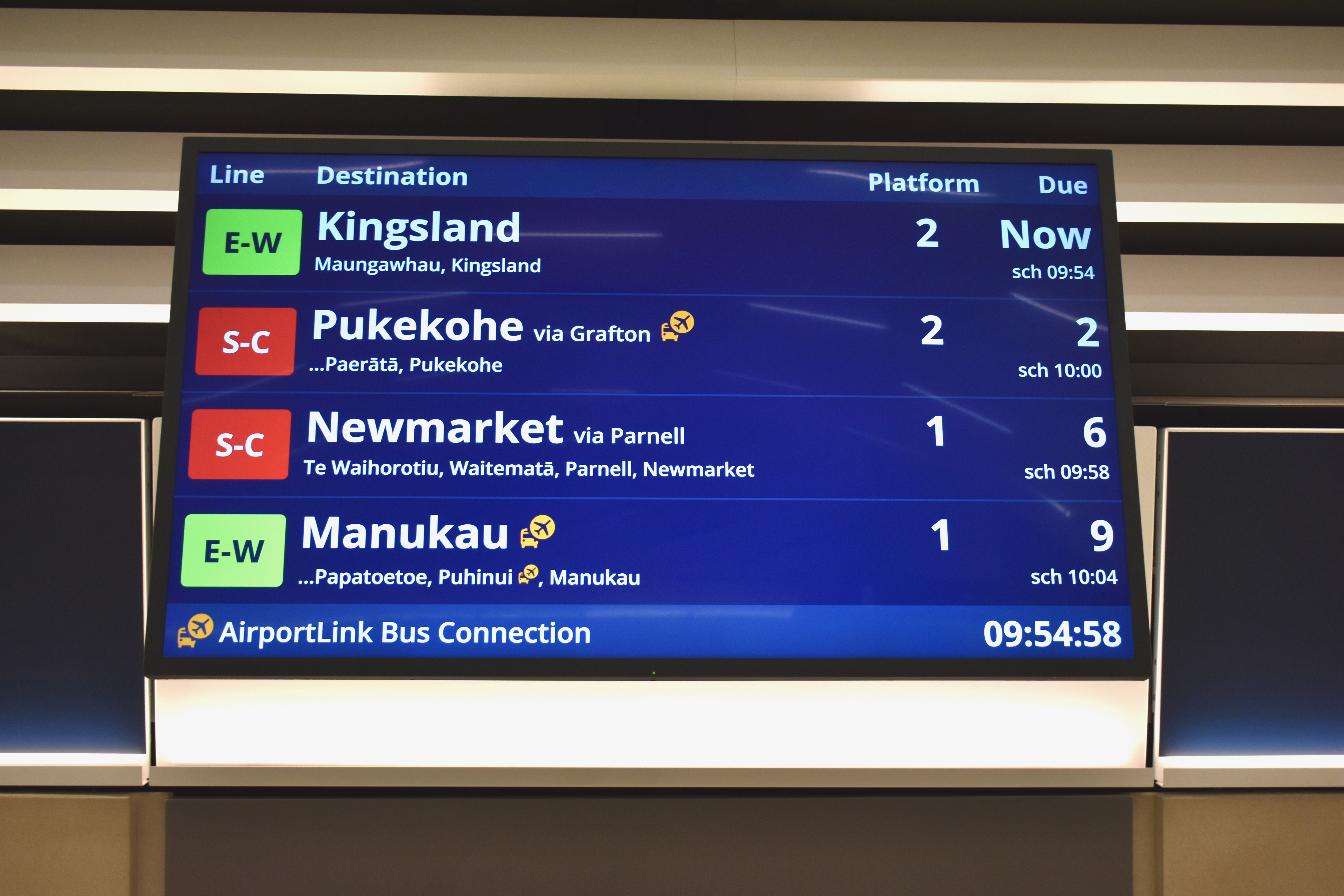 A real time board or passenger information display (PID) at Karanga-a-Hape station.