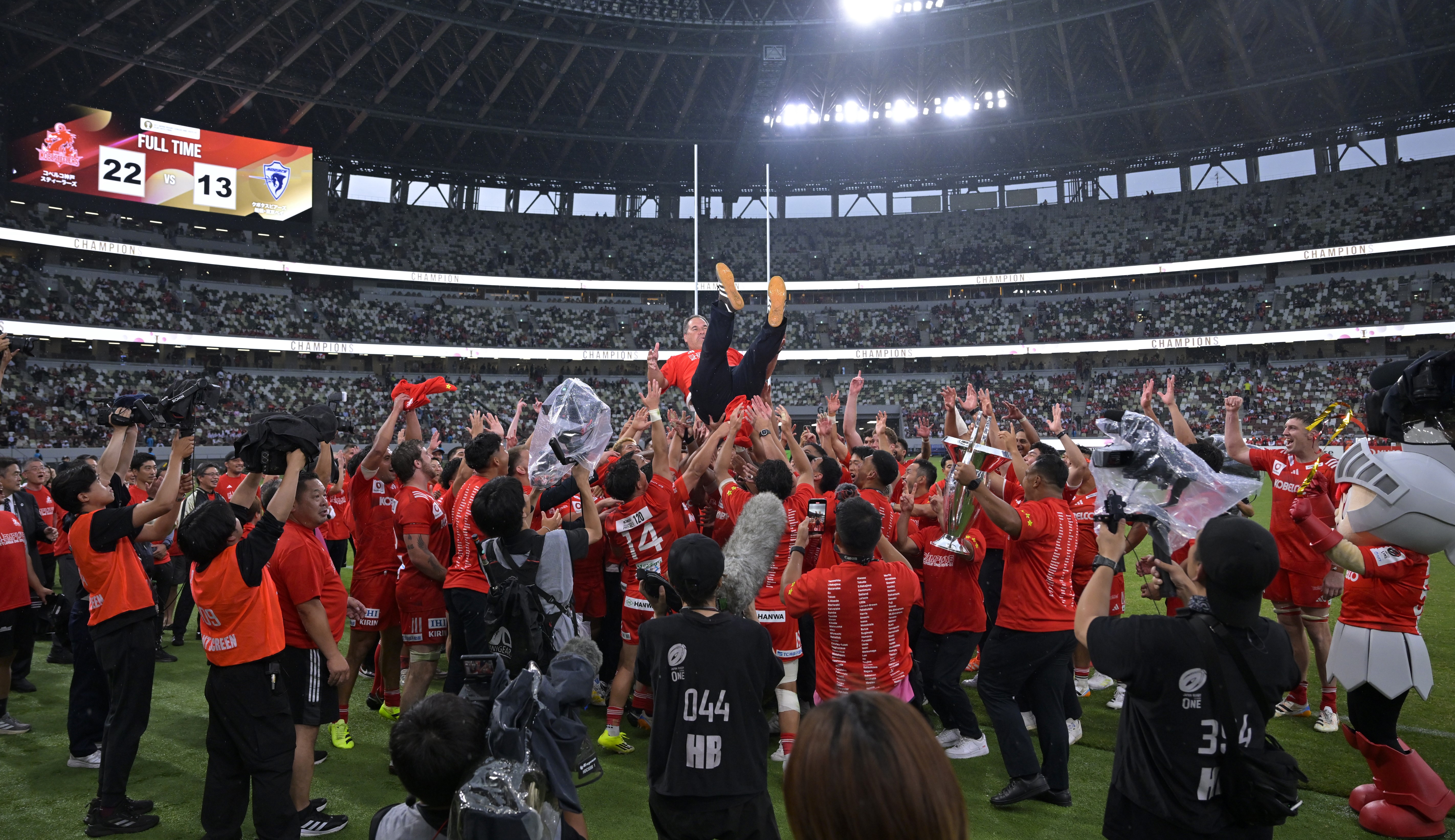 Dave Rennie is hoisted by his Kobe Steelers players after winning the Japanese League One championship recently.