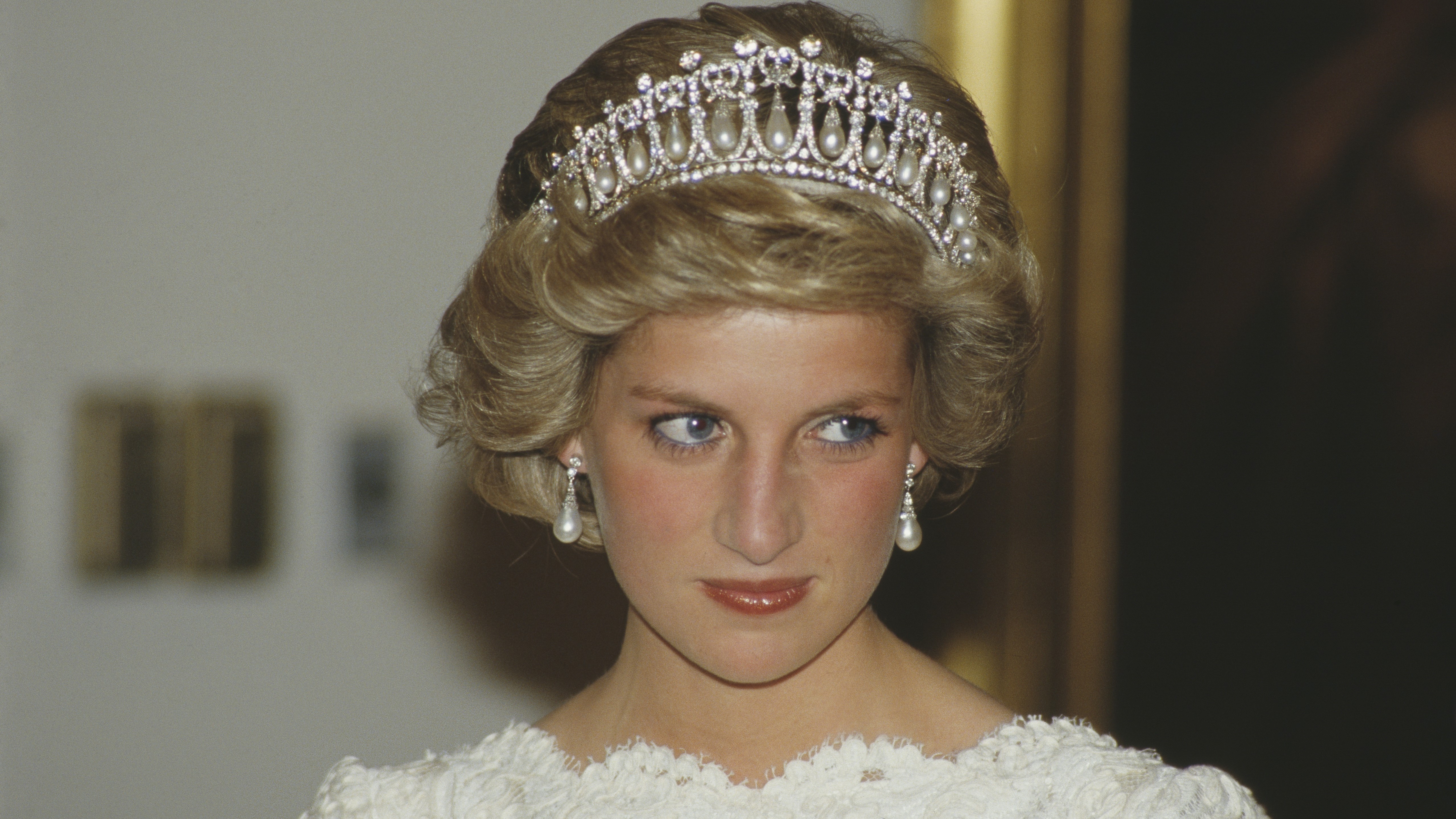 Princess Diana attends a dinner at the British Embassy in Washington, DC, November 1985.