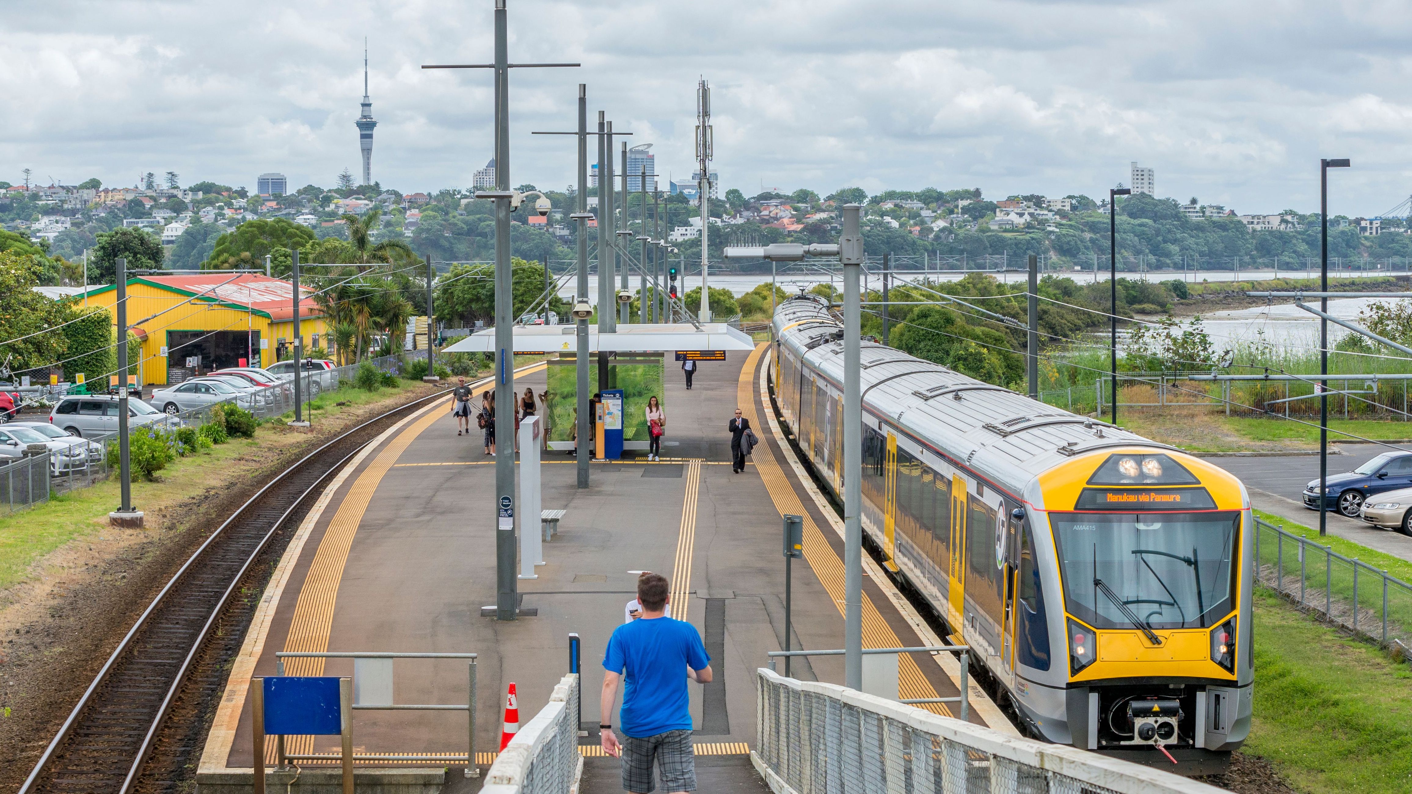 Ōrākei train station. 